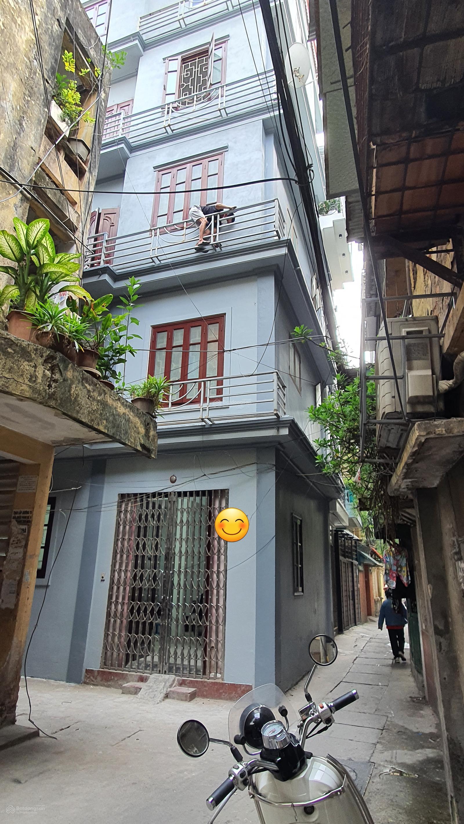 Cho thuê phòng trọ 40m² tại ngõ 6B Thành Công, Ba Đình - Giá chỉ 6.5 triệu!