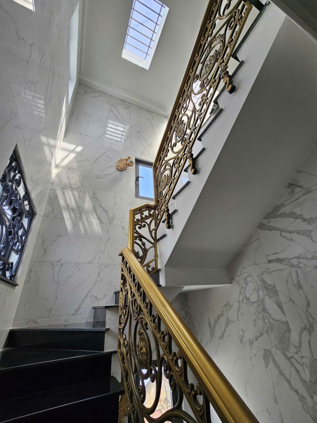 Nhà bán Nguyễn Thị Minh Khai, Phường Bến Nghé, Quận 1 - Diện tích 50m² giá 15.5 tỷ - Đầu tư sinh lời