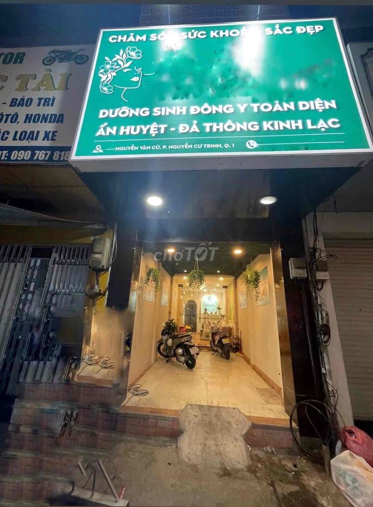 Nhà mặt tiền 288m² Nguyễn Văn Cừ, Quận 1 - Giá thuê 36 triệu, phù hợp nhiều ngành nghề!