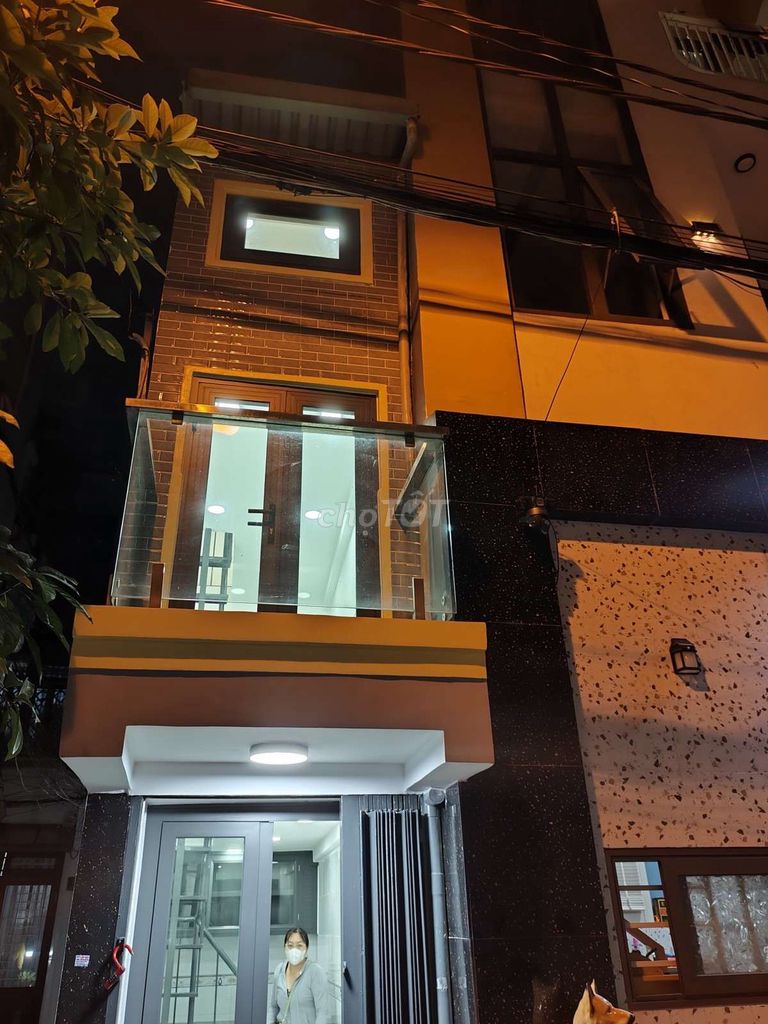 Nhà 3 Tầng Tân Thành - Tân Phú 10m² giá 1.35 tỷ - Mới xây đẹp, sổ riêng công chứng ngay!