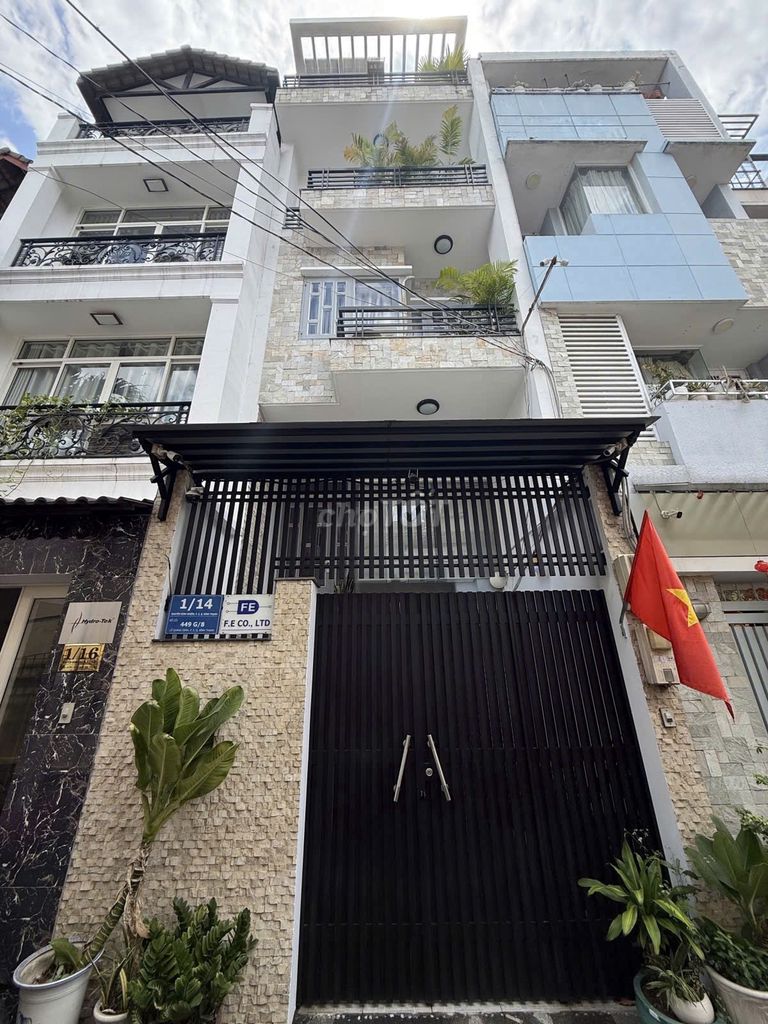 🏡Nhà đẹp Nguyễn Bỉnh Khiêm – 64m² giá 14.4 tỷ - An ninh tuyệt đối, tiện ích đa dạng!💰