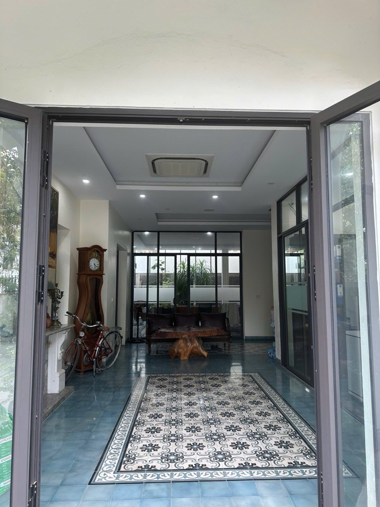 Bán tòa nhà Lê Trọng Tấn 330m² giá 70 tỷ - Vị trí kim cương kết nối đại lộ