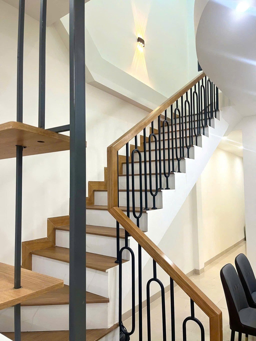 Nhà 1 trệt 1 lầu phường Tân Triều 81.8m² giá 2.25 tỷ - Sổ hồng riêng, thổ cư 100%!