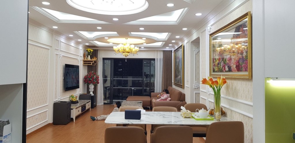 Căn hộ chung cư Trung Yên 150m² giá 12 tỷ - Nhà đẹp chính chủ, sẵn sàng vào ở!