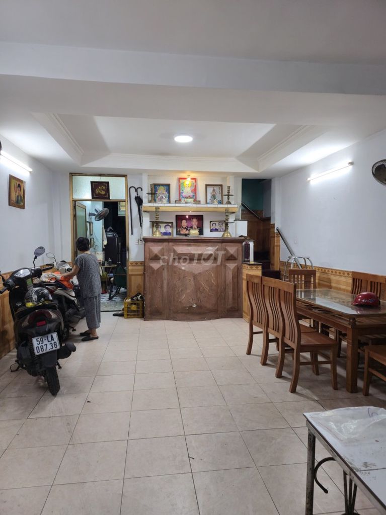 Nhà mặt tiền Dương Bá Trạc, Quận 8 - Diện tích 121m², giá 17 tỷ - Cơ hội hiếm có!