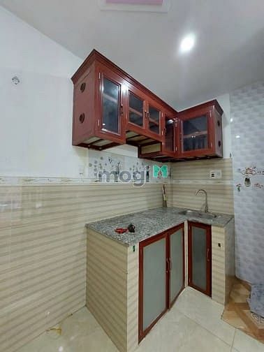 Nhà cho thuê gần ngã tư Vườn Lài, Quận 12 - 32m² chỉ 4 triệu/tháng!