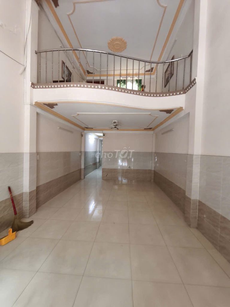 Nhà cho thuê mặt tiền Bà Hom, Quận 6 - 80m² - Thích hợp làm văn phòng, spa