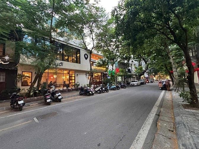 Cho thuê nhà mặt phố Vũ Trọng Phụng 80m² giá 55 triệu - Mặt tiền 5m, đông đúc!