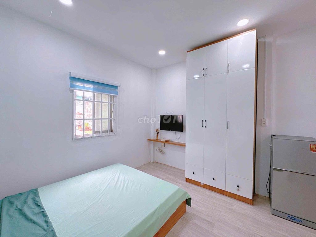 Phòng cho thuê tại Tân Bình 25m² giá 5 triệu - Nhà mới, full nội thất sang trọng!