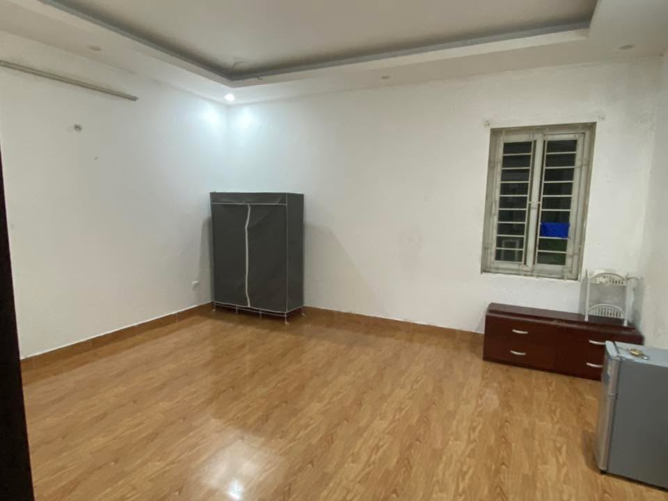 Phòng cho thuê tại khu đô thị Văn Phú 22m² chỉ 2.5 triệu - Tiện nghi đầy đủ!