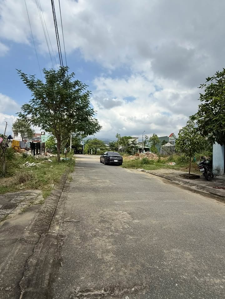 Đất nền Hòa Liên 125m² giá 2.55 tỷ - Mặt tiền đường 5m5, sổ hồng chính chủ!