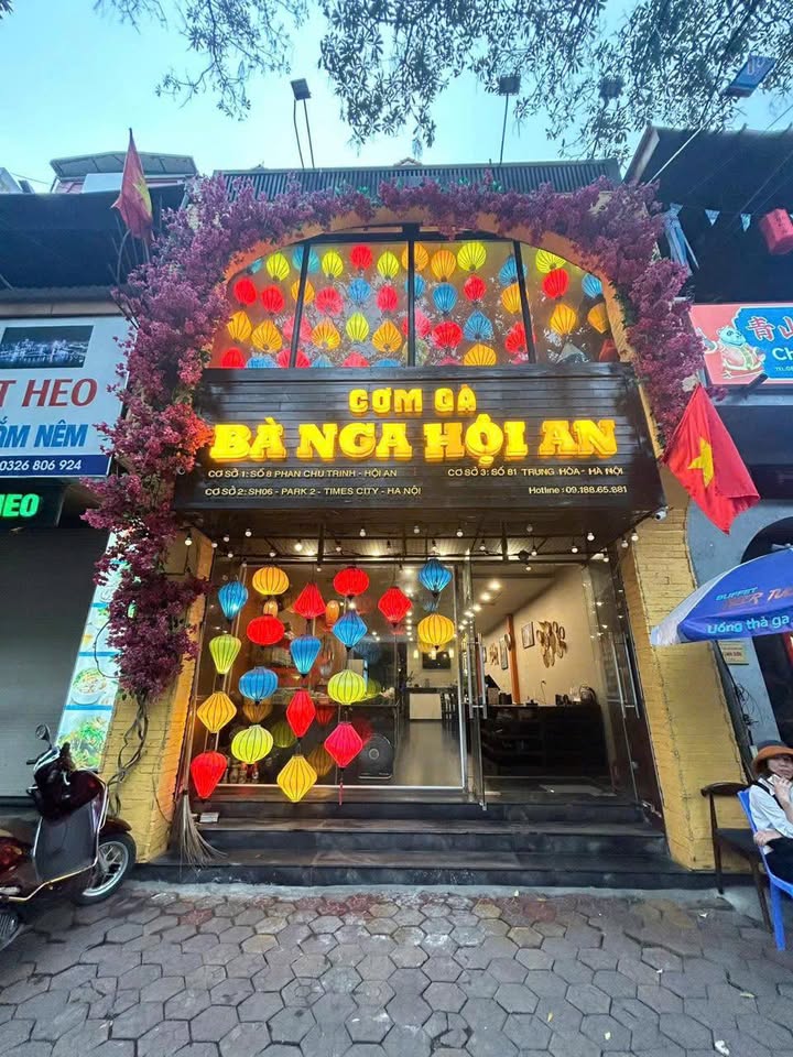 Mặt bằng mặt phố Trung Hòa, Cầu Giấy 140m² - Tuyến phố kinh doanh sầm uất nhất!