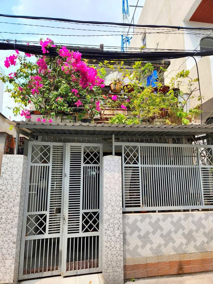 Nhà trệt lầu hẻm 88 CMT8, Cái Khế 59m² giá 2.3 tỷ - Chính chủ bán gấp!