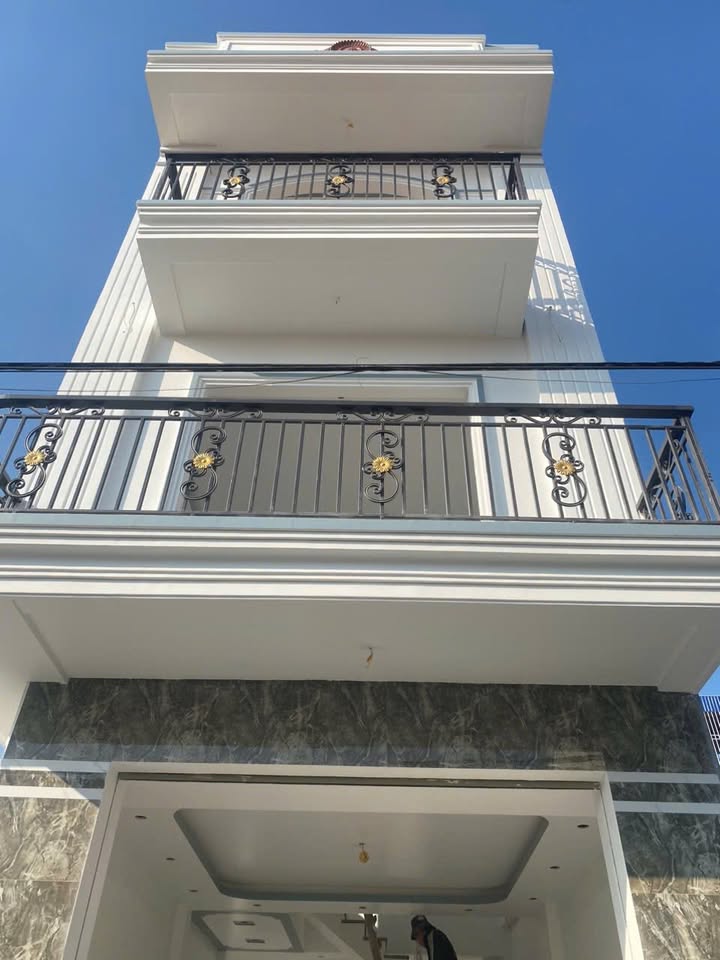 Nhà 3 tầng mới xây tại Hưng Đạo, Dương Kinh, Hải Phòng - Giá chỉ 2.32 tỷ!