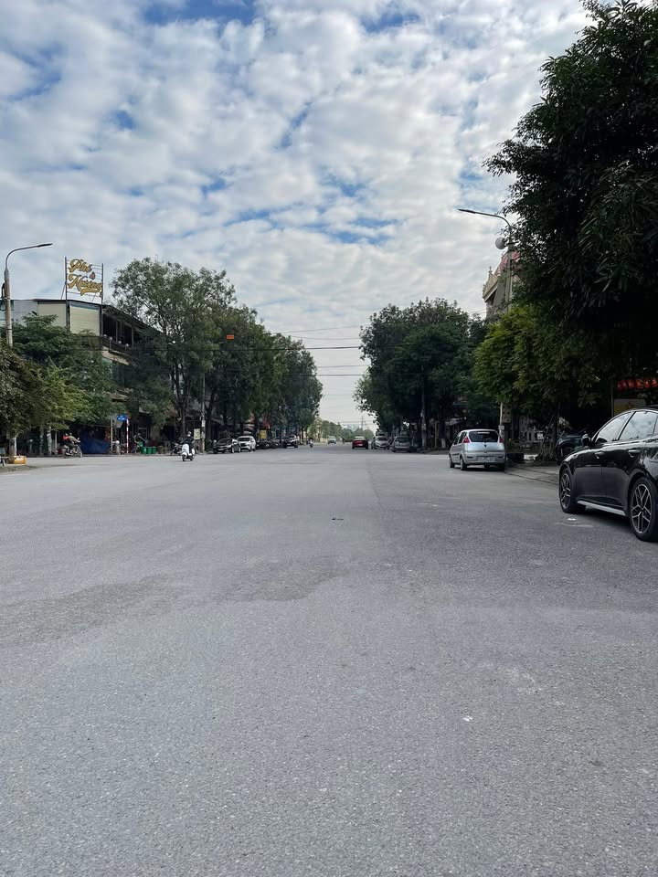 Đất mặt đường 36m tại Khu đô thị mới Đồng Văn Detech 92,5m² - Kinh doanh sầm uất!