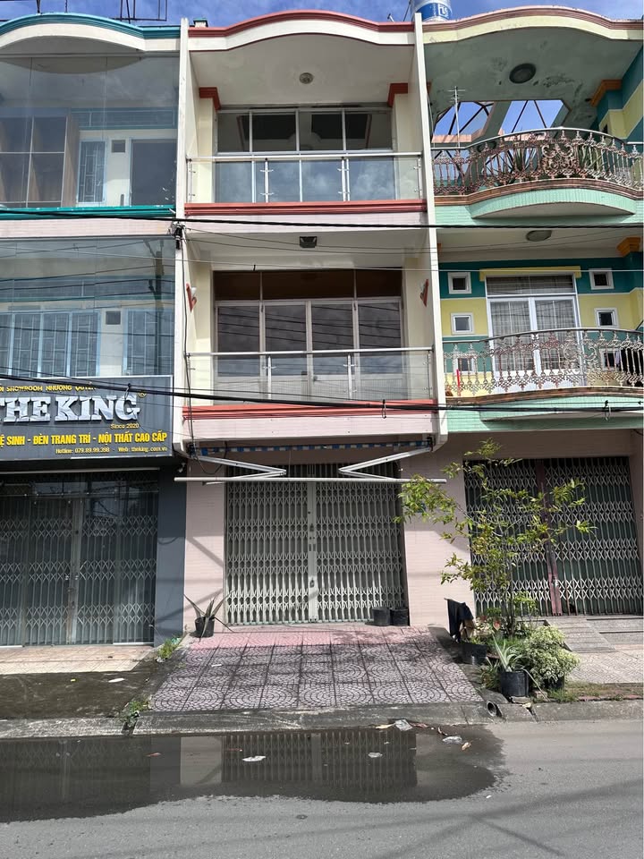 Nhà 1 Trệt 2 Lầu Đường QL30, Phường Mỹ Trà, 64m² Giá 3.5 Tỷ - Sang Nhượng Gấp!