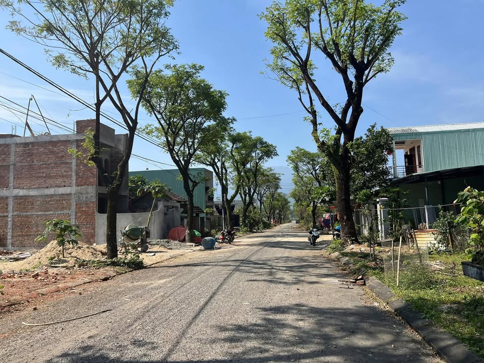 Đất Lô Góc Gò Lăng 1, Đà Nẵng 233m² giá 4 tỷ - Vị trí đẹp, tiềm năng phát triển!