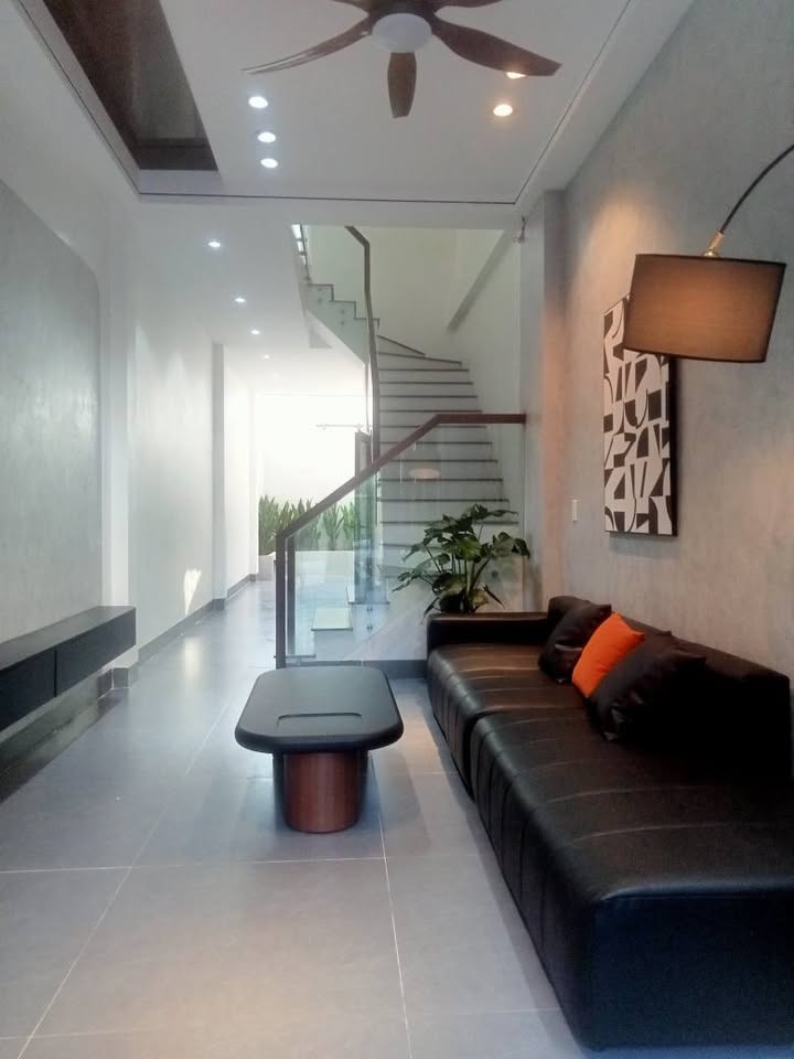 Nhà 3 tầng Lộc Vượng, 45m² giá 3.75 tỷ - Thiết kế hiện đại, sẵn sàng vào ở!