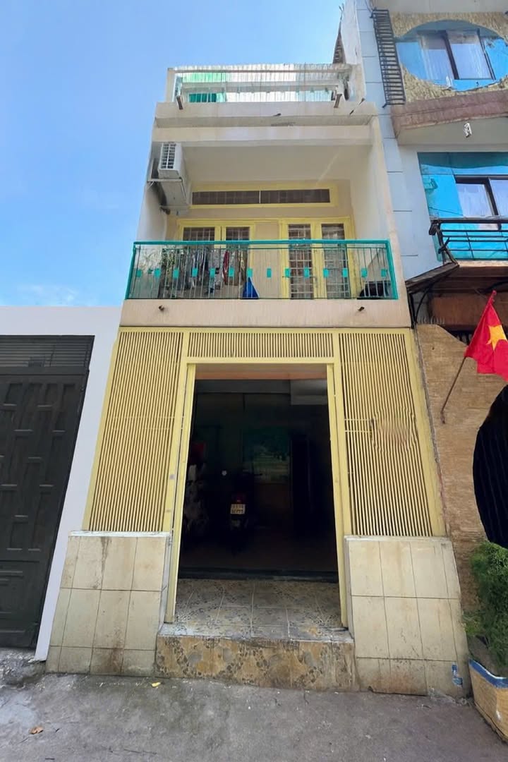 Nhà cho thuê hẻm ba gác đường Nguyễn Thiện Thuật, Quận 3 - Diện tích 32m², giá 12 triệu/tháng