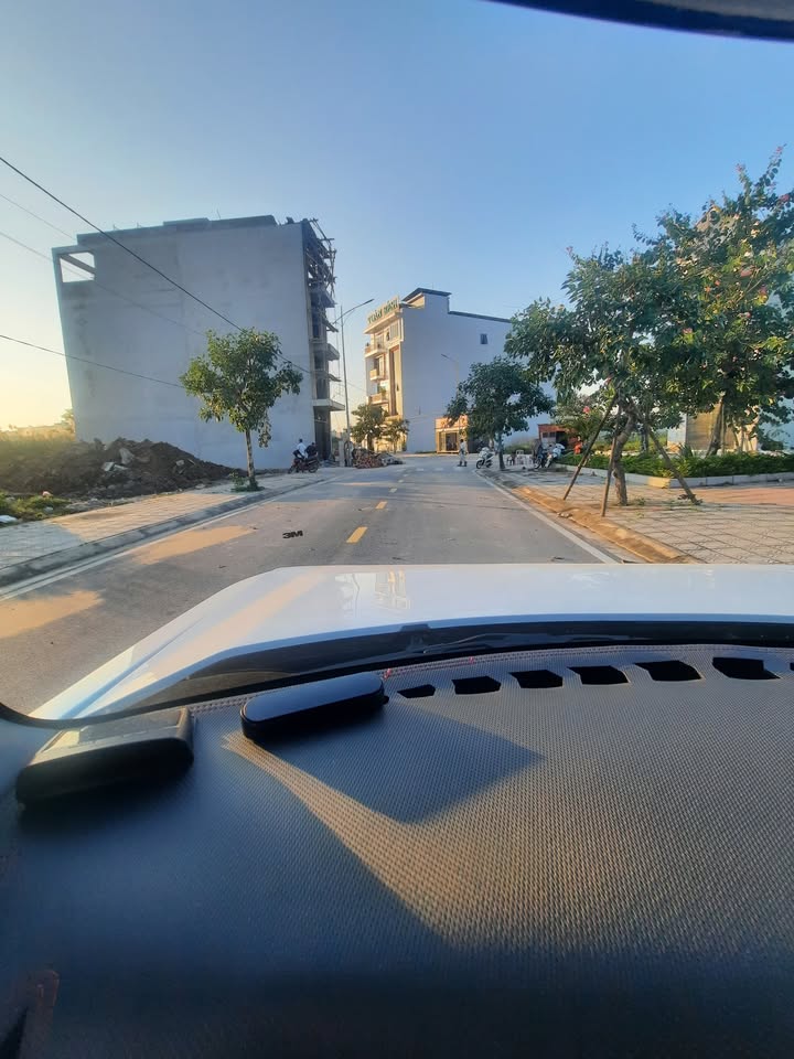 Bán đất Lộc Vượng Nam Định 85m² giá 3.85 tỷ - Pháp lý đầy đủ, vị trí đẹp!