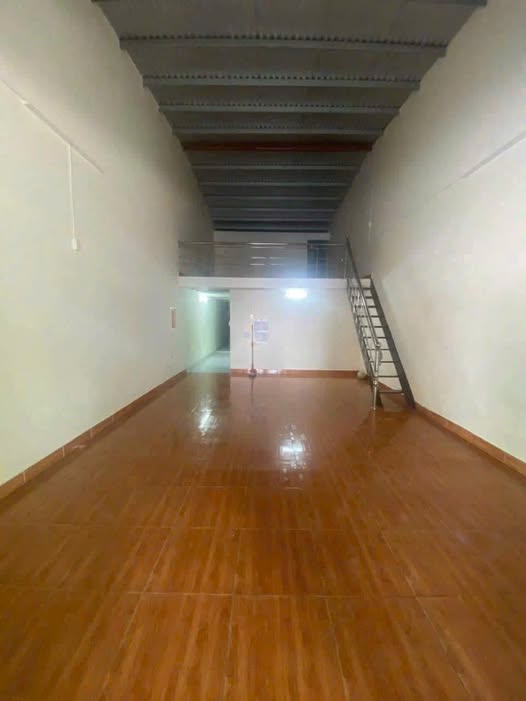 Nhà Mặt Tiền Khúc Hạo, Sơn Trà 100m² giá 9 triệu - Kinh doanh tất cả mọi lĩnh vực!