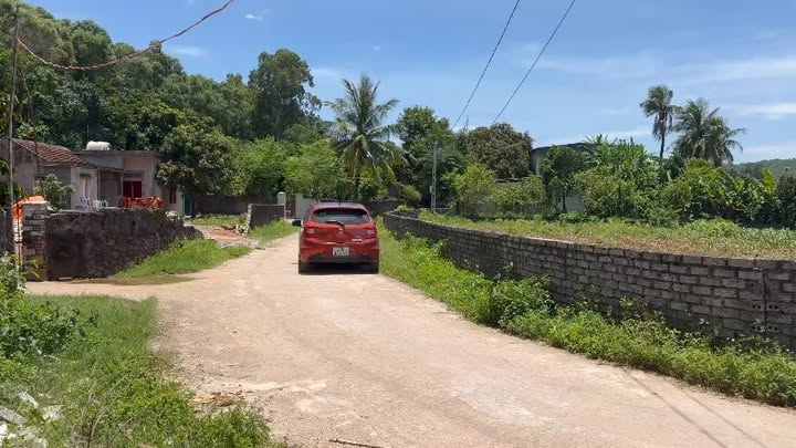 Đất nền Nghi Yên 1000m² giá chỉ 2 tỷ - Tiềm năng đầu tư lớn!