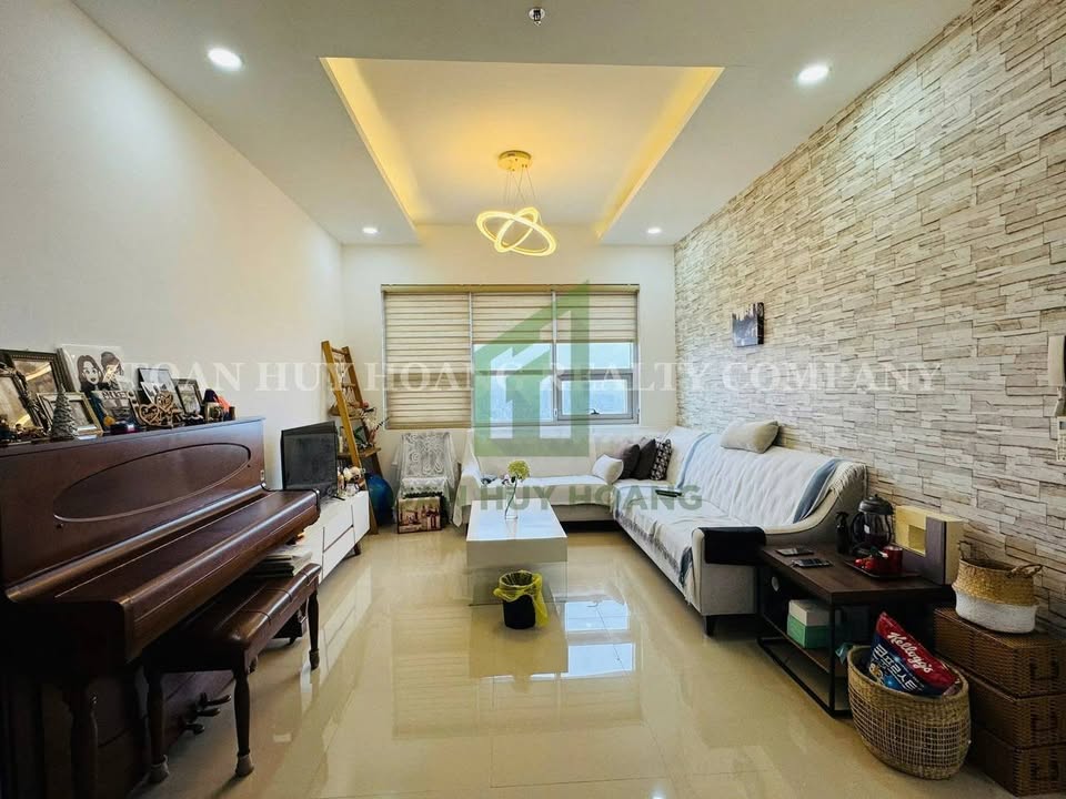 Căn hộ Blooming Tower Đà Nẵng 110m² giá 20 triệu - View Sông Hàn tuyệt đẹp!