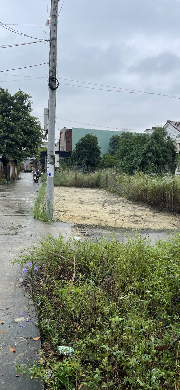 Đất nền lô góc khu phố chợ Điện Nam Bắc, Điện Bàn 130m² giá 1.95 tỷ - Cơ hội đầu tư tuyệt vời!