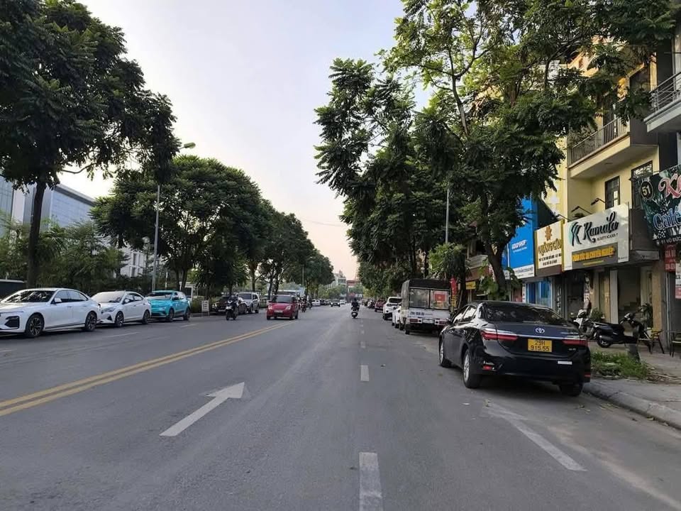 Cho thuê nhà nguyên căn kinh doanh phố Vũ Đức Thận 3 tầng - Sẵn sàng vào làm ngay!