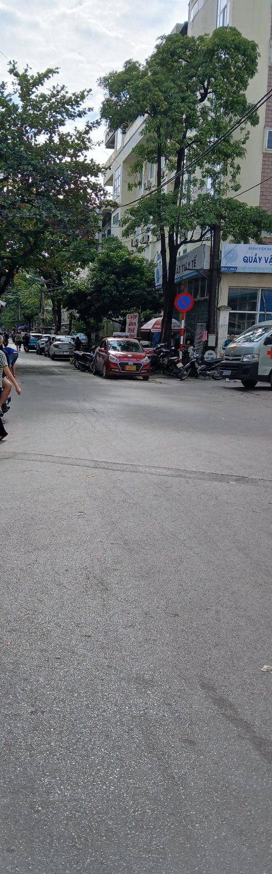 Nhà 3 tầng đường Quang Trung, Hà Đông 33m² - Gần tàu điện La Khê, ô tô đỗ tận cửa!