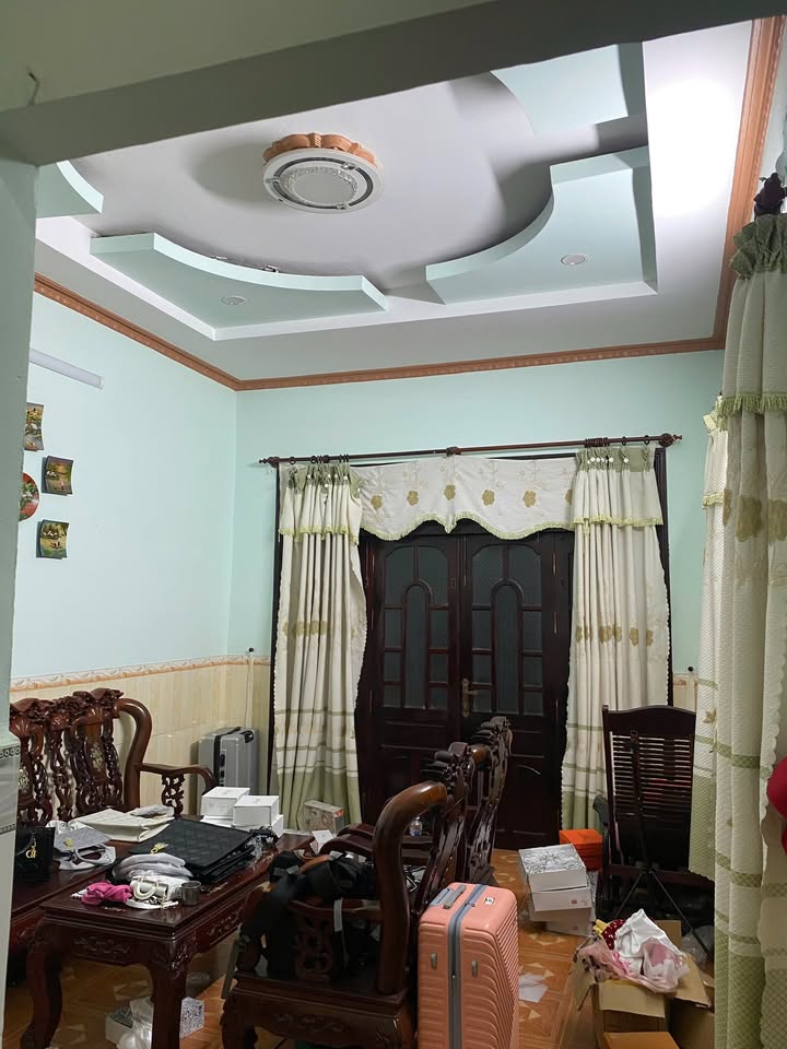 Nhà cấp 4 Dầu Giây 164m² giá 2 tỷ - Tiện ích đồng bộ, gần Đại học Miền Đông!