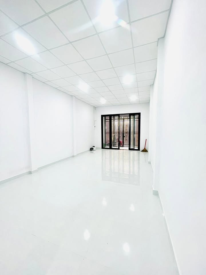 Cho thuê nhà nguyên căn Bình Tân 83m² giá 10,5 triệu - Nhà mới đẹp, vào ở ngay!