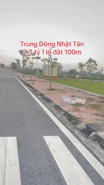 Đất nền Khu đô thị Trung Đông Nhật Tân 100m² giá 2.3 tỷ - Sổ đỏ sẵn sàng!