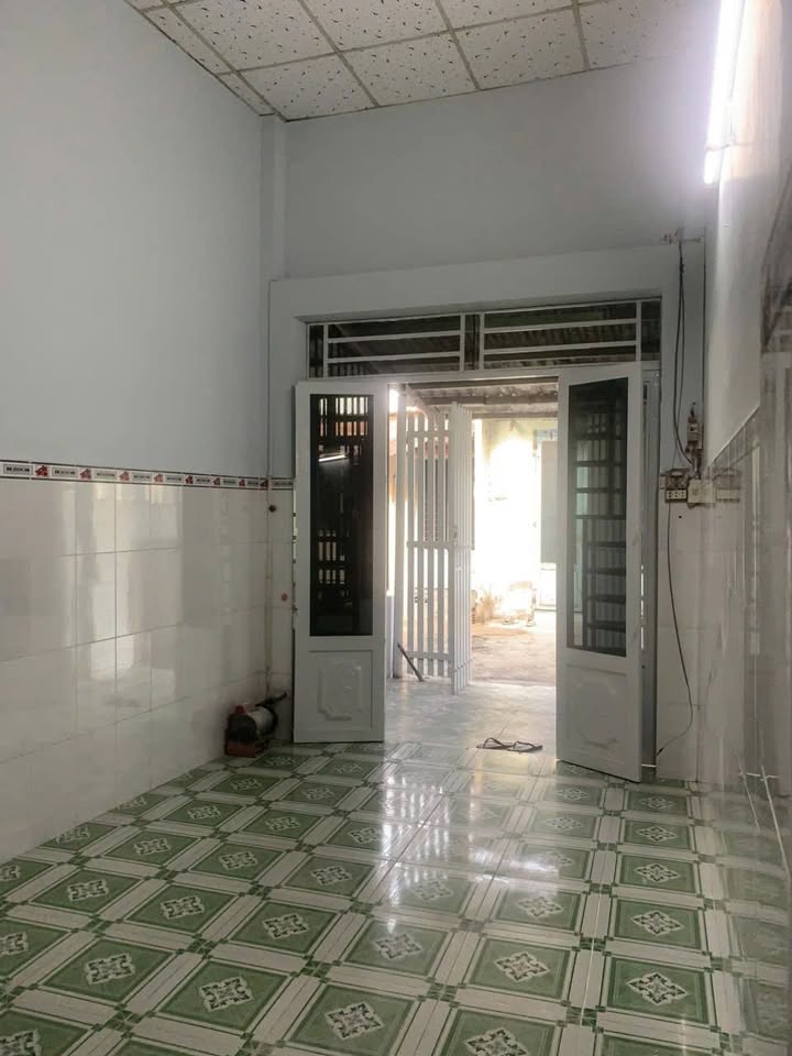 Nhà cho thuê Hóc Môn 36m² giá 3 triệu - Gần chợ và trường học!