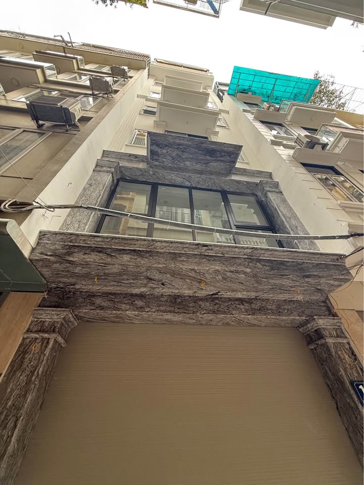 Nhà phân lô Phạm Tuấn Tài, Cầu Giấy 50m² giá 26.5 tỷ - Ô tô tránh, thang máy hiện đại!