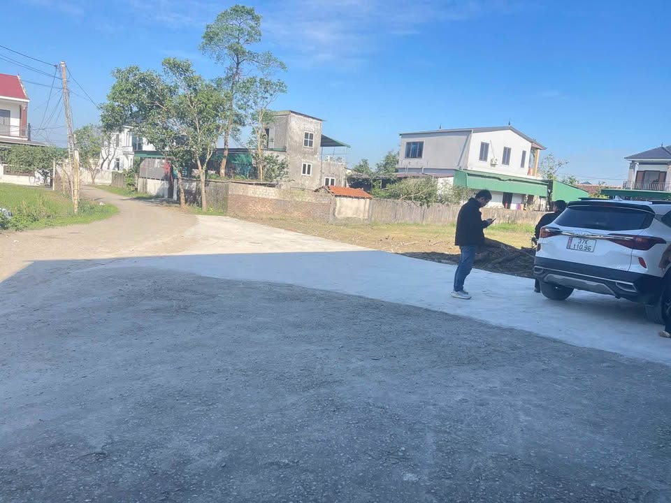 Đất nền góc 2 mặt tiền Nghi Thái, TP Vinh 87m² giá 1.65 tỷ - Đường thông thoáng, giao thông thuận tiện!