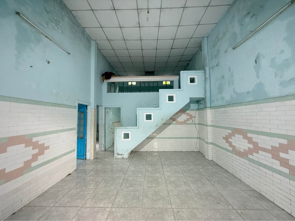 Nhà gác lửng đúc kiệt ô tô Nguyễn Chánh 81m² giá 3 tỷ - Cơ hội vàng đầu tư!