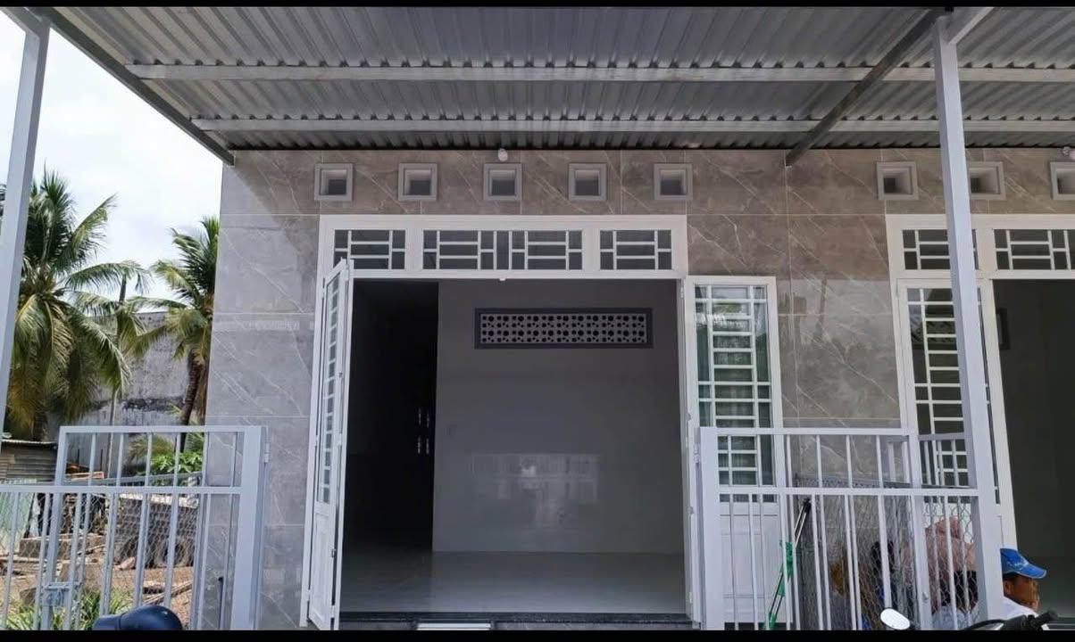 Nhà cho thuê 2 phòng ngủ đường 3/2, Tân An 72m² - Giá chỉ 4.5 triệu/tháng!