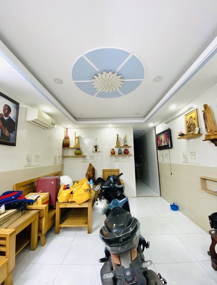 Nhà phố 4 tầng 4PN đường Bùi Đình Túy 50m² giá 9.3 tỷ - Ô tô vào tận nhà!