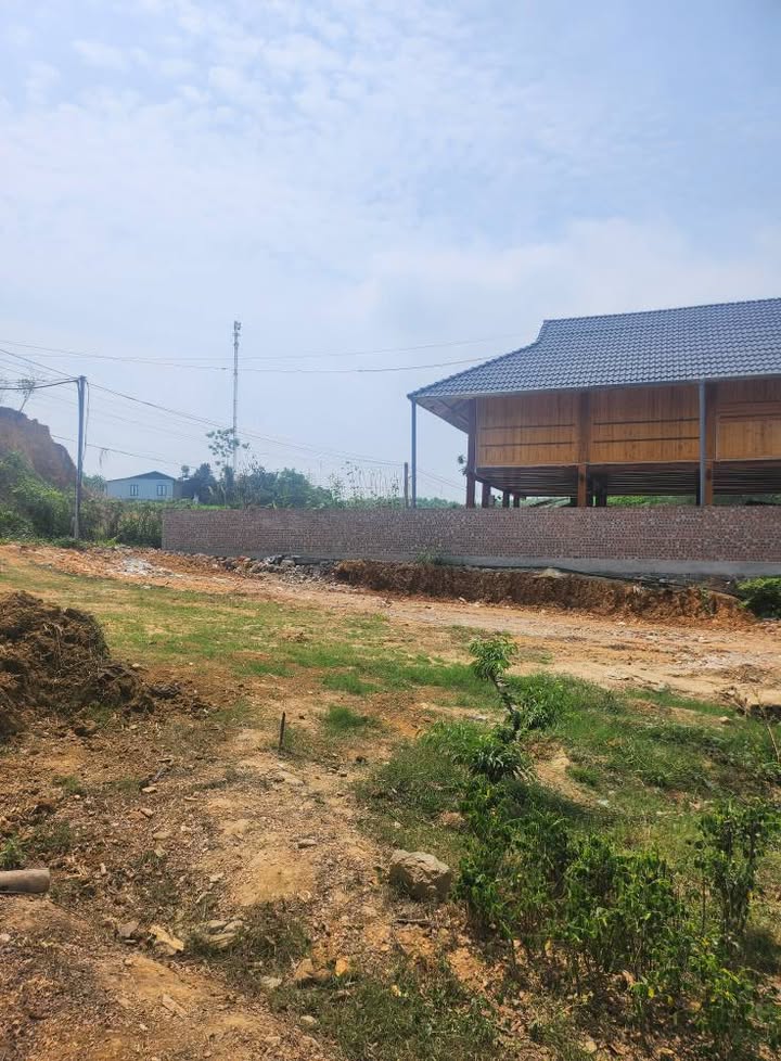 Đất thổ cư 150m² tại Nông Tiến, Tuyên Quang - Giá chỉ 1 tỷ, sổ đỏ chính chủ!