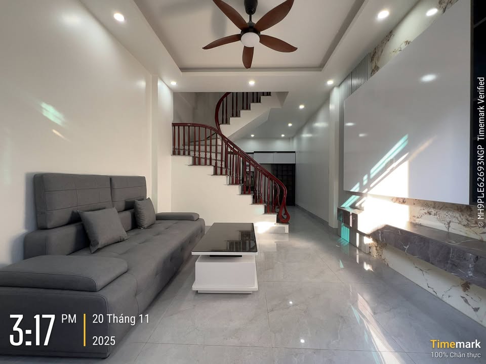 Nhà 3 tầng Bồ Xuyên 34m² giá 1 tỷ - Sổ đỏ chính chủ!