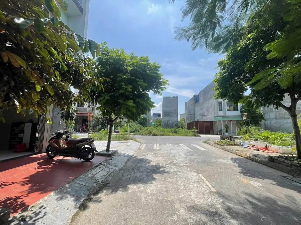 Đất nền tuyến 2 Bạch Mai, Đồng Thái 82.8m² giá 3.5 tỷ - Cơ hội đầu tư tuyệt vời!