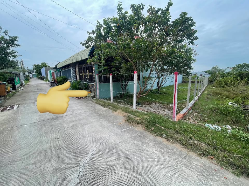 Đất nền Nhơn Trạch 110m² giá 2 tỷ - Sổ đỏ chính chủ, vị trí đẹp!