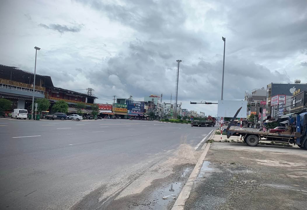 Đất nền Nhơn Trạch 105m² giá 1.8 tỷ - Đường Lý Thái Tổ, gần KCN và chợ