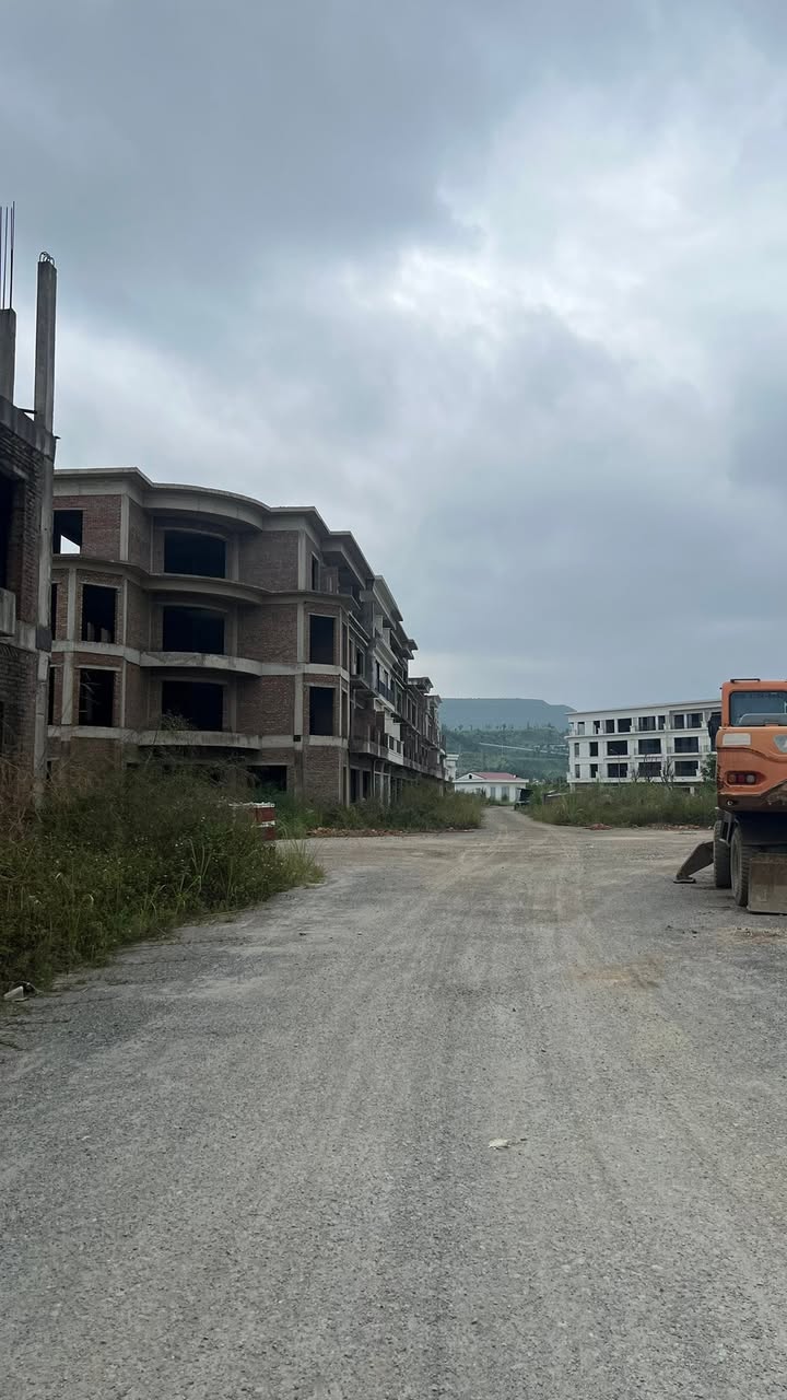 Căn hộ Aplus FLC Tropical City Hạ Long 101m² giá 2.626 tỷ - View vườn hoa tuyệt đẹp!