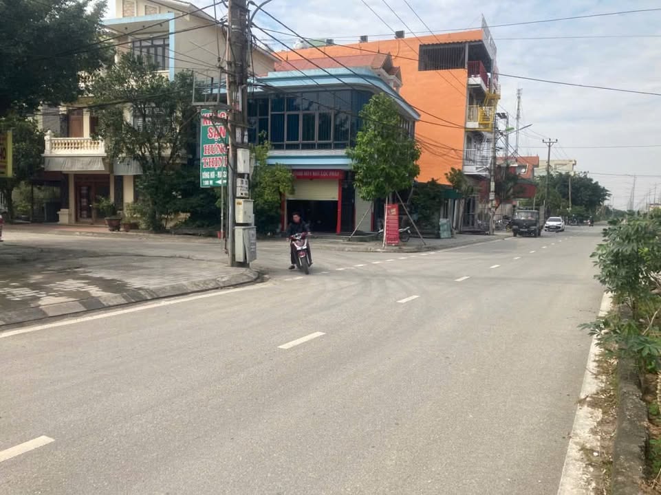 Bán đất 2 mặt tiền đường Triệu Việt Vương 84m² - Giá đầu tư hấp dẫn!