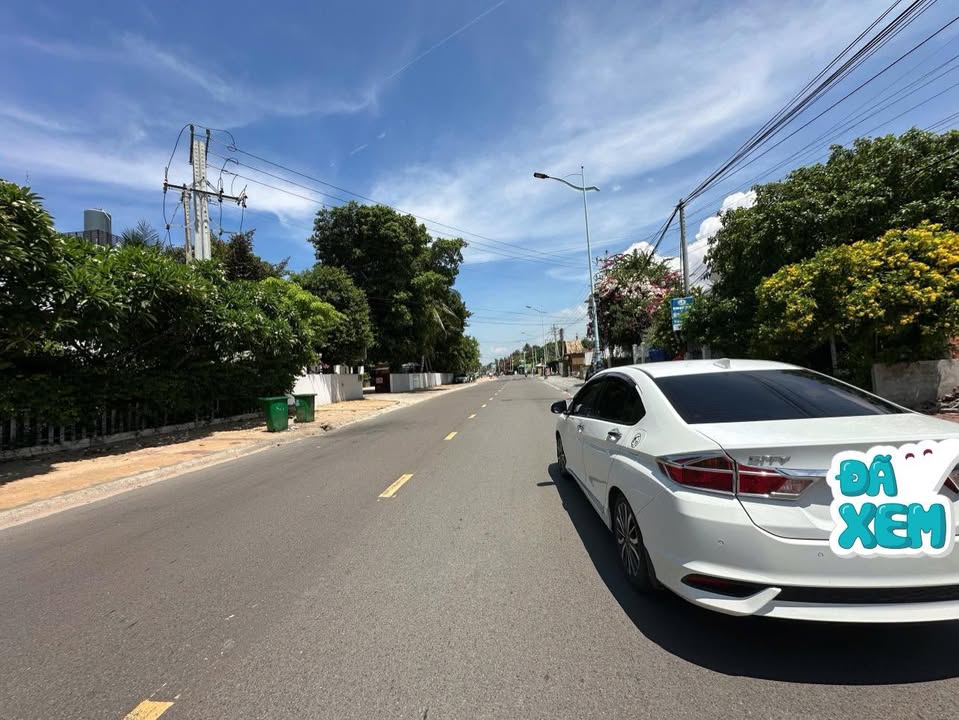 Đất mặt tiền Nguyễn Đình Chiểu, Mũi Né - 136.6m² giá 6.2 tỷ - Cơ hội đầu tư tuyệt vời!