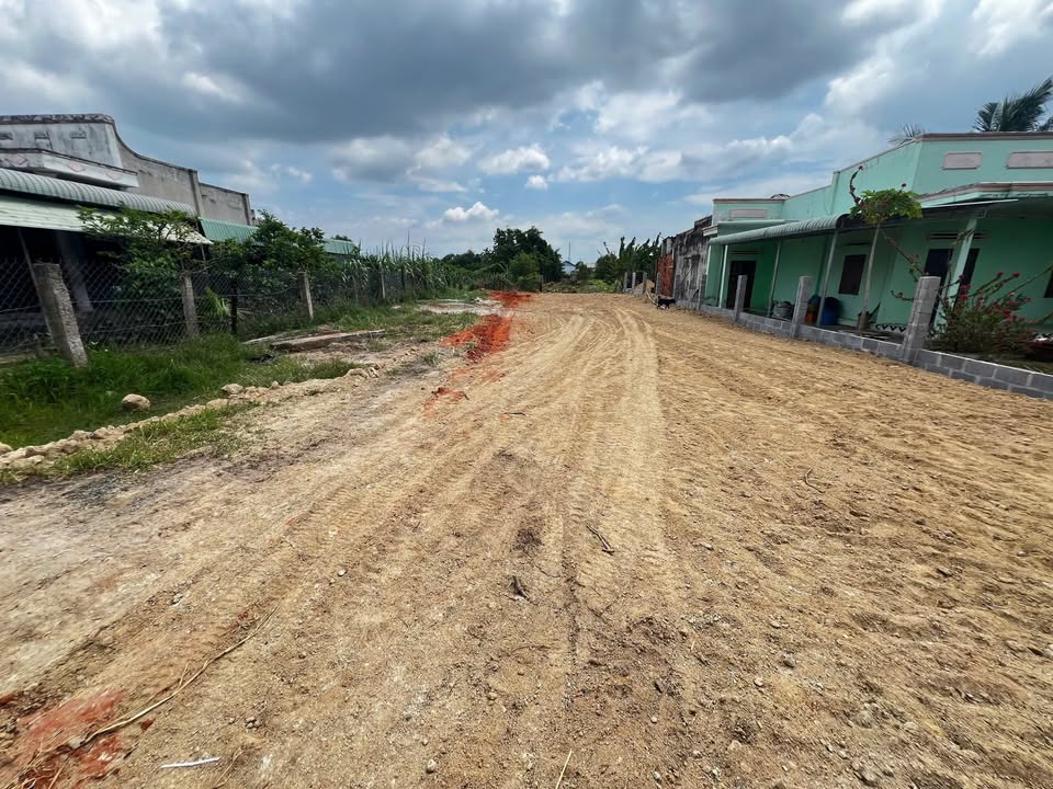 Đất mặt tiền thôn Phú Nhang, Bình Thuận 1400m² - Giá chỉ 2 tỷ