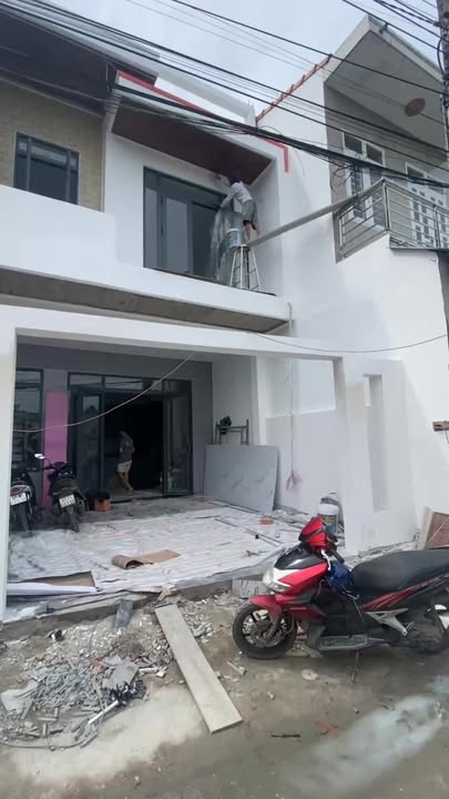 Nhà 1 trệt 1 lầu Định Hoà Thủ Dầu Một 78m² giá 2.7 tỷ - Sổ hồng chính chủ, công chứng nhanh!