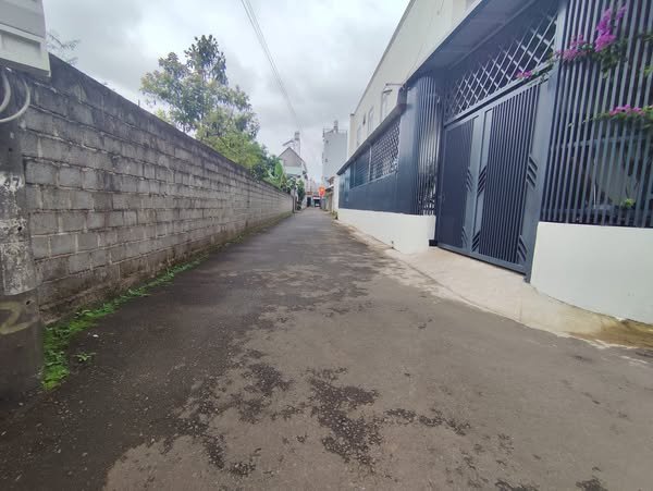 Nhà phố Hẻm 41 Huỳnh Thúc Kháng, TP Bảo Lộc 126m² giá 2.5 tỷ - Trung tâm tiện lợi!